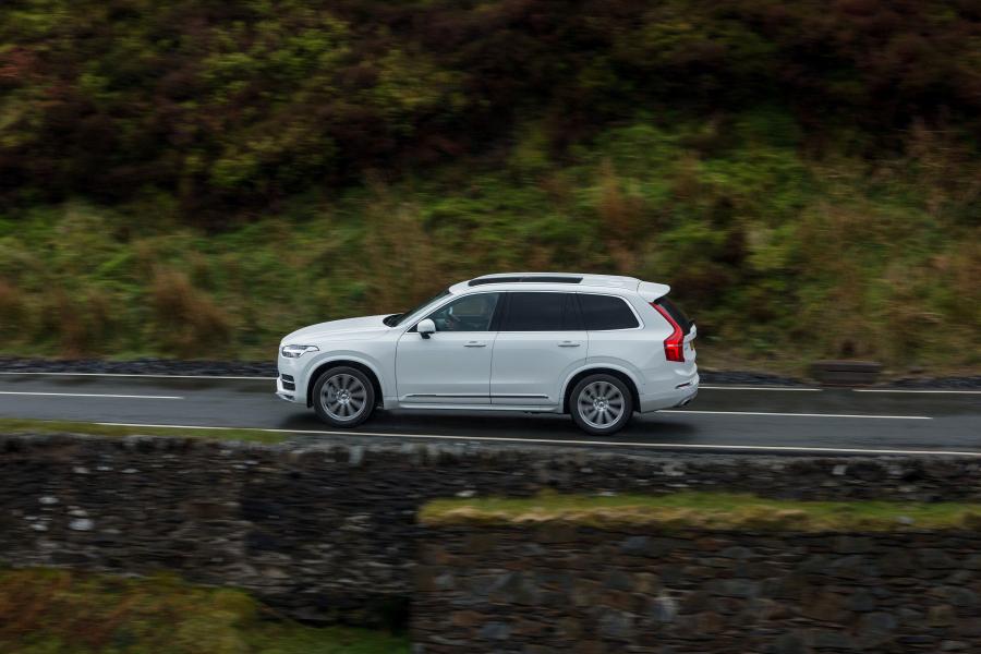  Volvo XC90 D5 Inscription 2015 года  (UK) (фото 20 из 30)